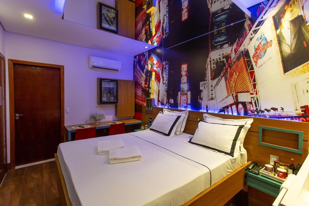Alvorada Suites (Adults Only) 里奥韦尔迪 外观 照片